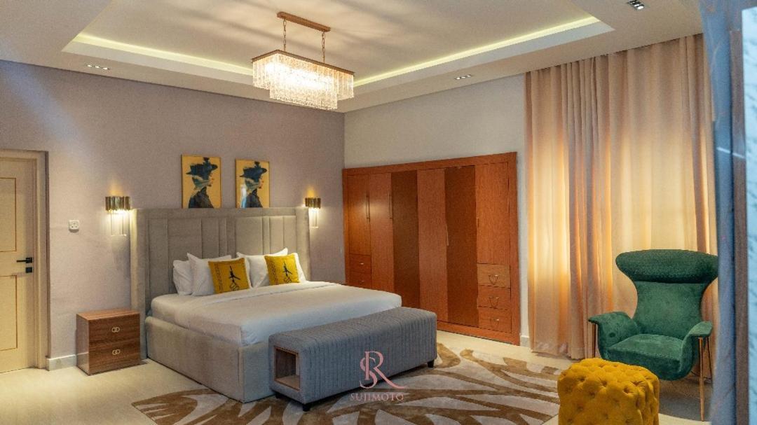 Sujimoto Residences Macdonald Lagos Exterior foto